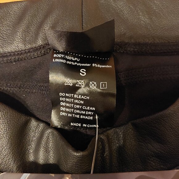 BNWT Tagoo Faux Leather Pants - Picture 4 of 8